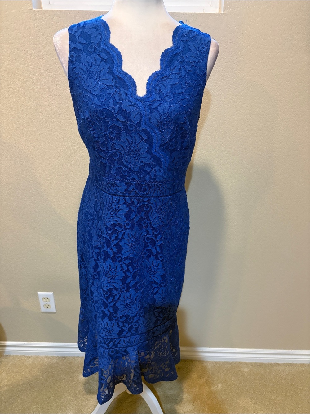 Thalia Sodi Royal Blue Floral Lace Sheath Dress with Layered Hem-Size S